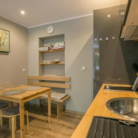 Apartamenty W Parku Lesnym Ul Cicha 1 - Polanicaapartamenty Pl Exterior photo